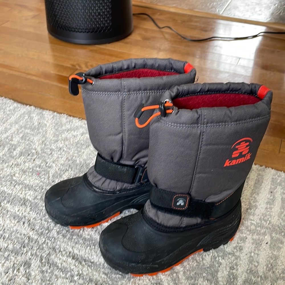 Kamik snow boots